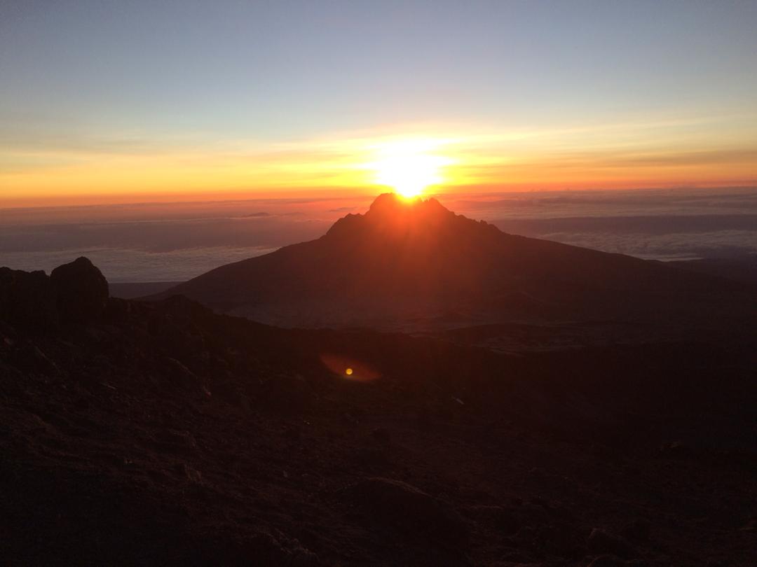 Kili_Sunrise